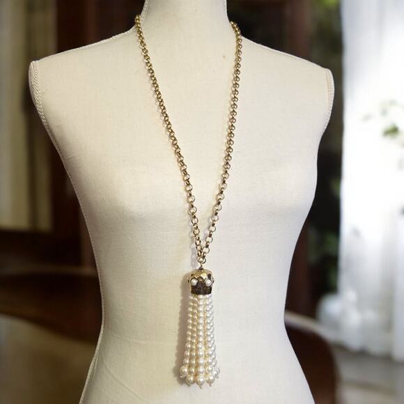 Chico's Tassel Necklace Cluster Strings Off White Creamy Beads Simulated Pearls - Picture 4 of 8